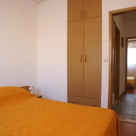 Apartment 1128b Slatine